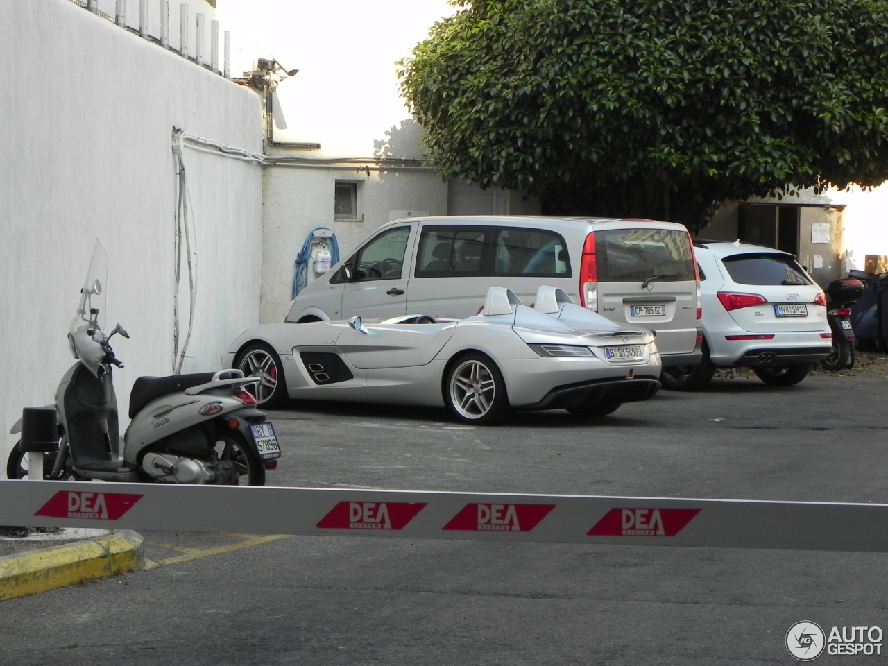 Mercedes-Benz SLR McLaren Stirling Moss