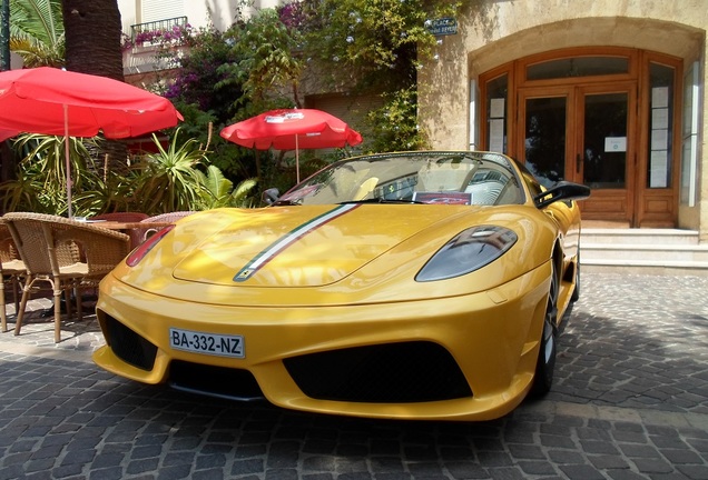 Ferrari Scuderia Spider 16M