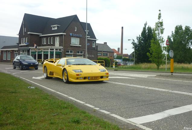 Lamborghini Diablo VT Roadster