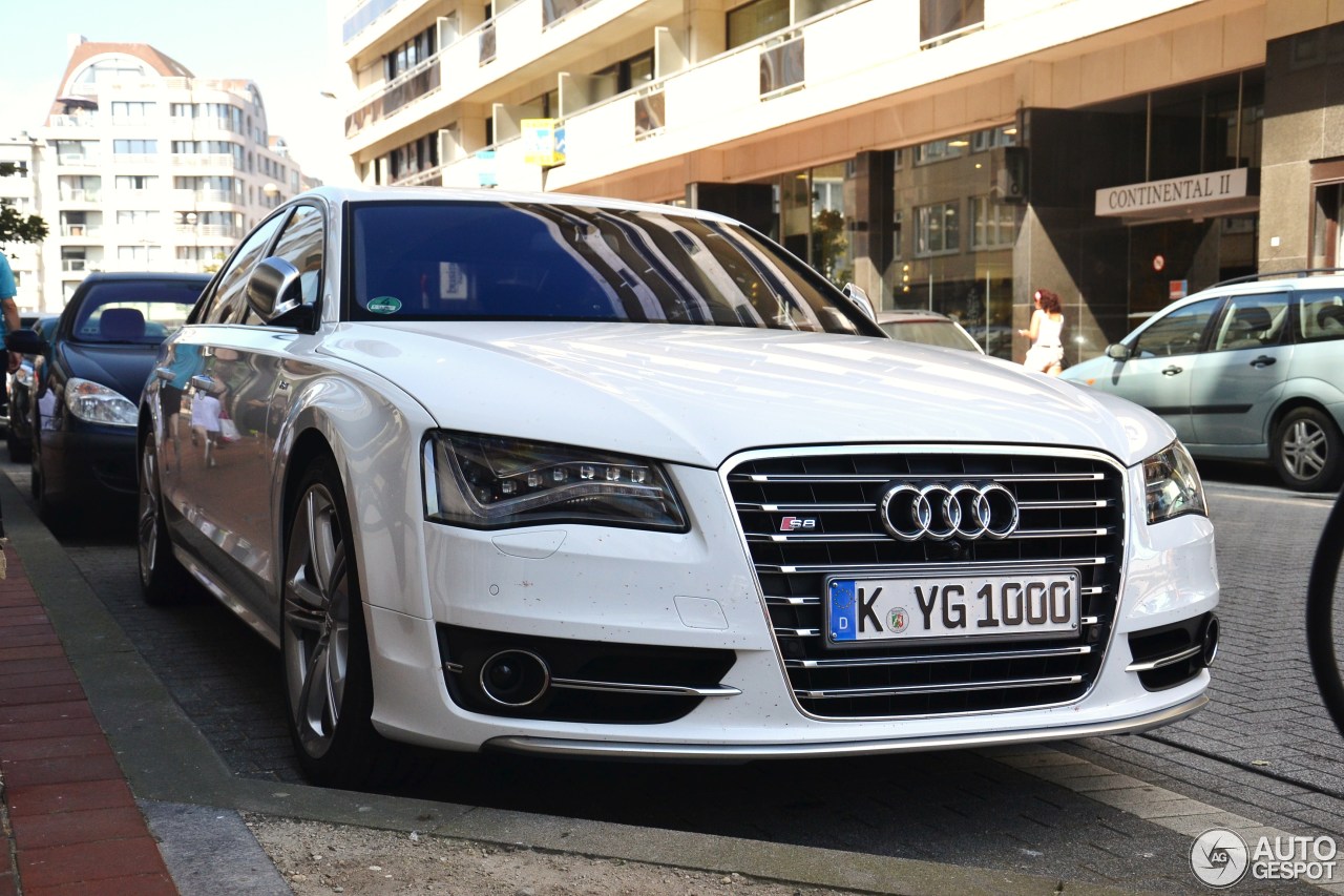 Audi S8 D4