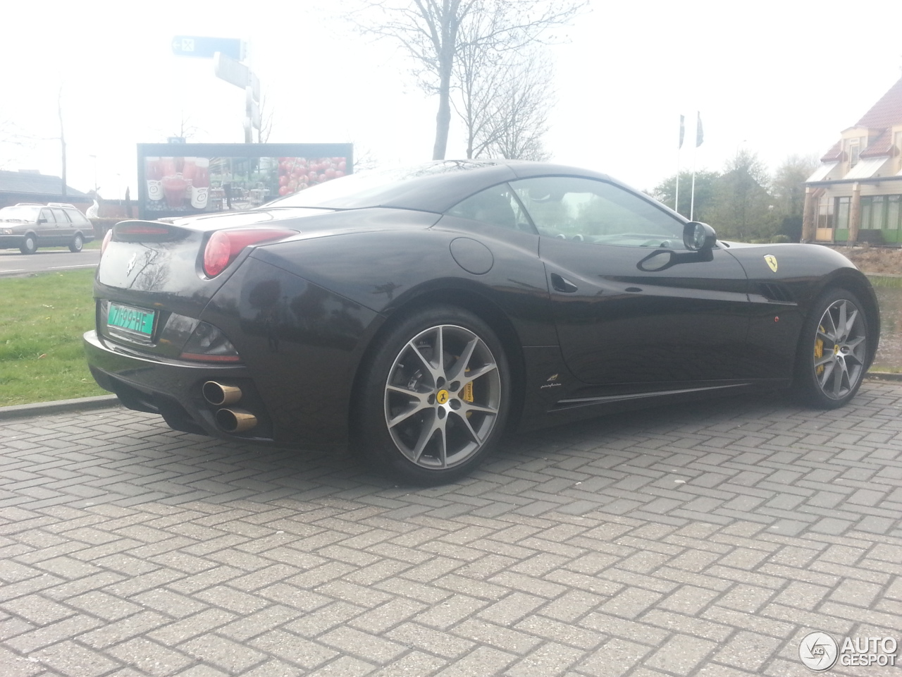 Ferrari California