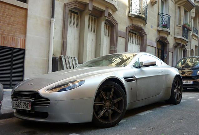 Aston Martin V8 Vantage