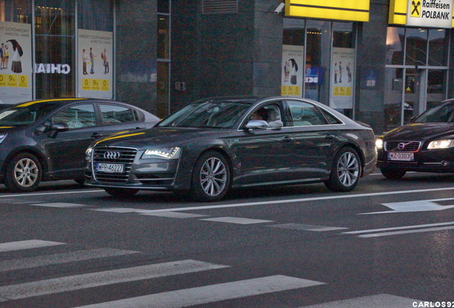 Audi S8 D4