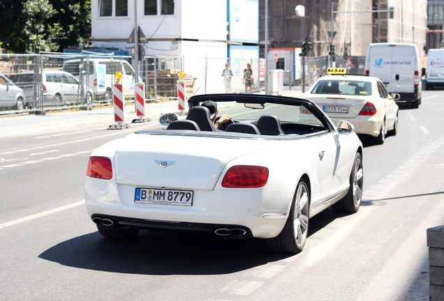 Bentley Continental GTC V8