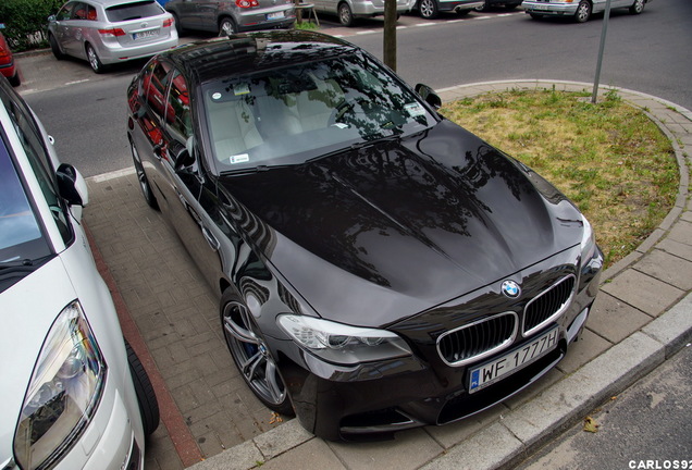 BMW M5 F10 2011