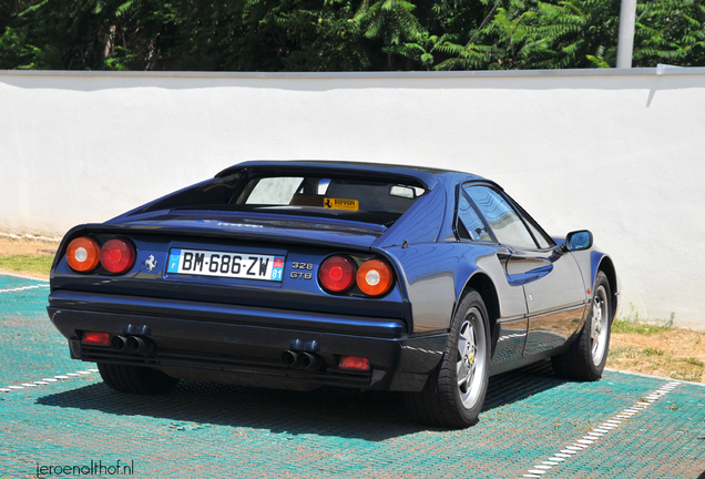 Ferrari 328 GTB