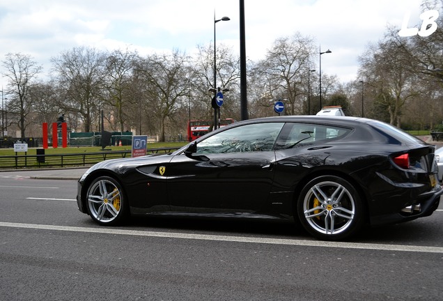 Ferrari FF