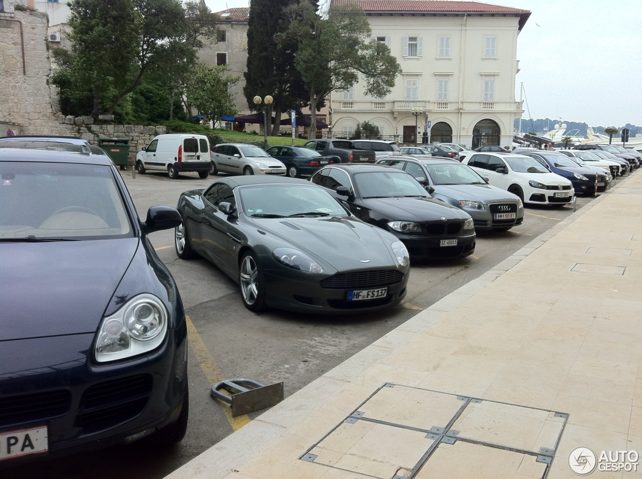 Aston Martin DB9 Volante