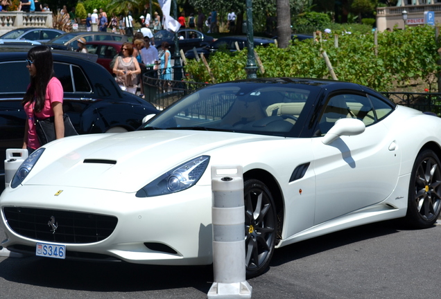 Ferrari California