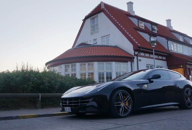 Ferrari FF