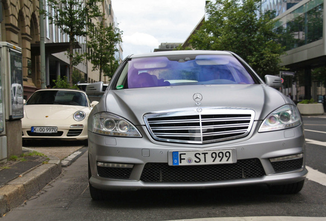 Mercedes-Benz S 65 AMG V221 2010