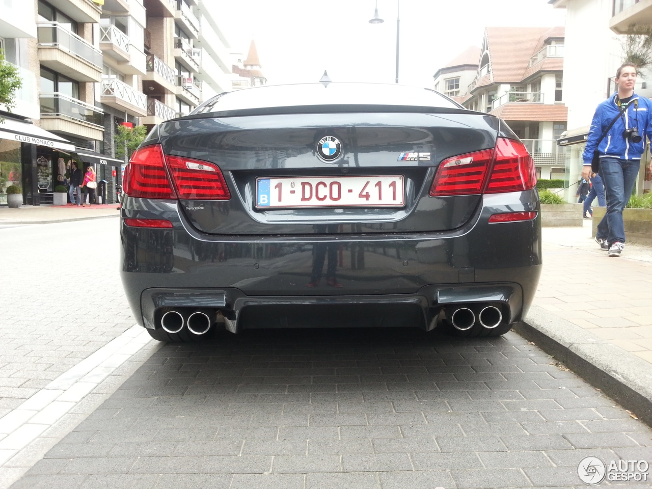 BMW M5 F10 2011