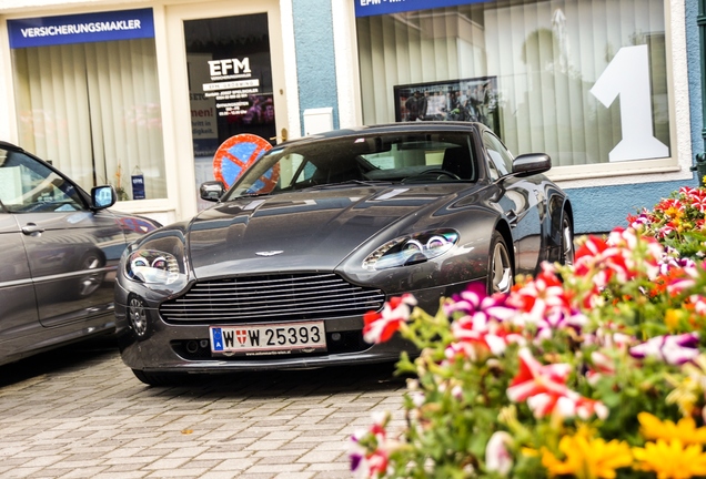 Aston Martin V8 Vantage