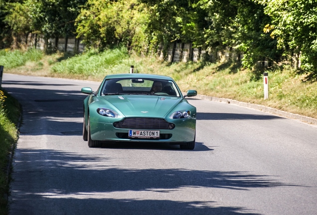 Aston Martin V8 Vantage