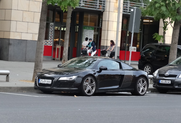 Audi R8