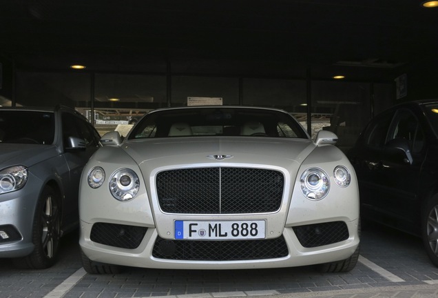 Bentley Continental GTC V8