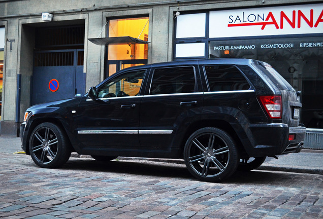 Jeep Grand Cherokee SRT-8 2005