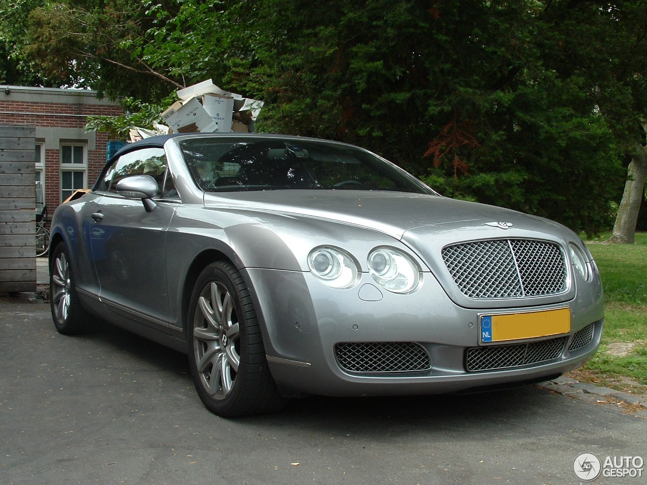 Bentley Continental GTC