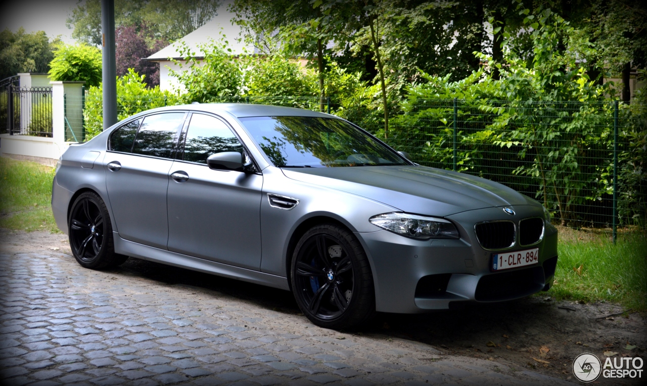 BMW M5 F10 2011