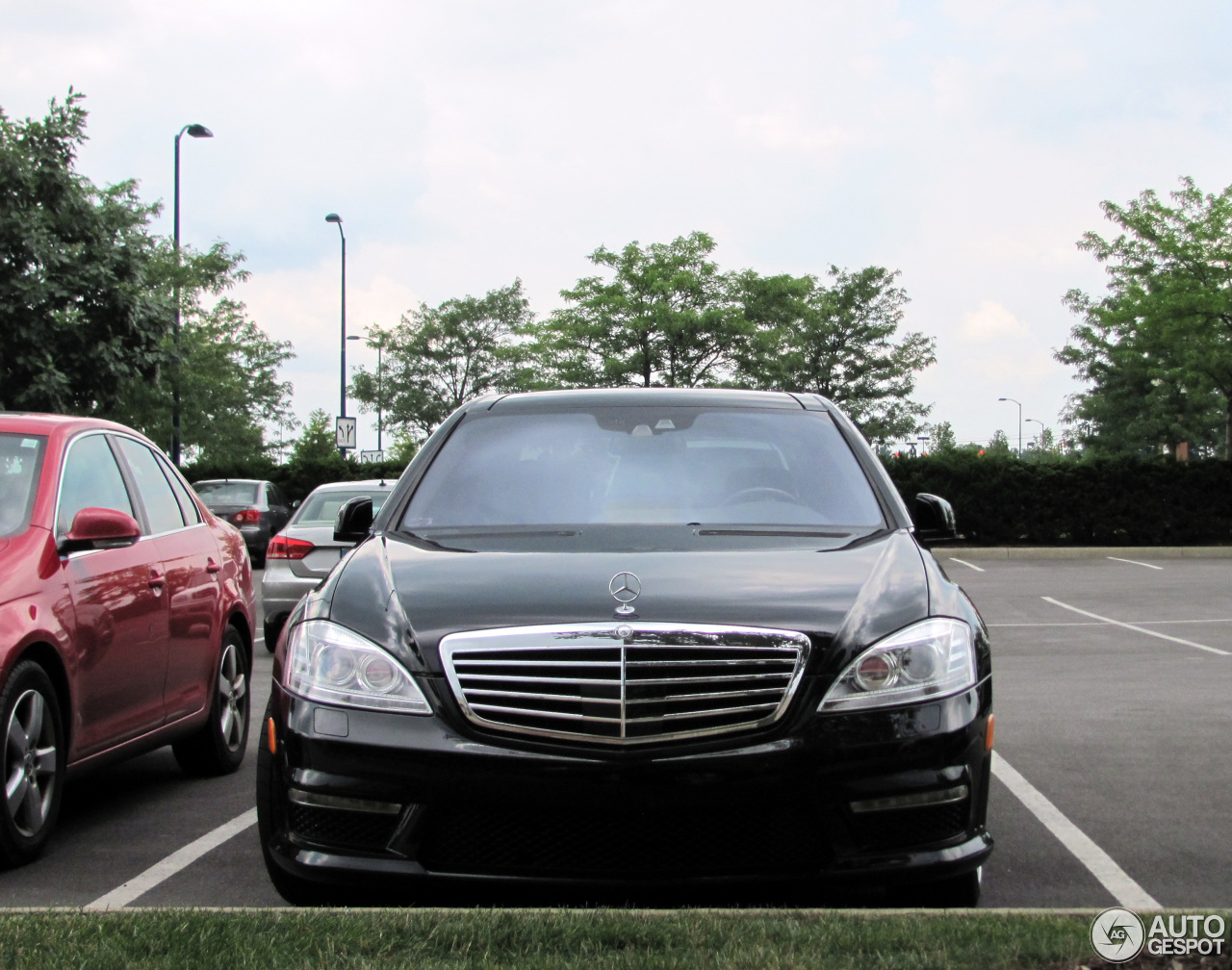 Mercedes-Benz S 63 AMG W221 2010