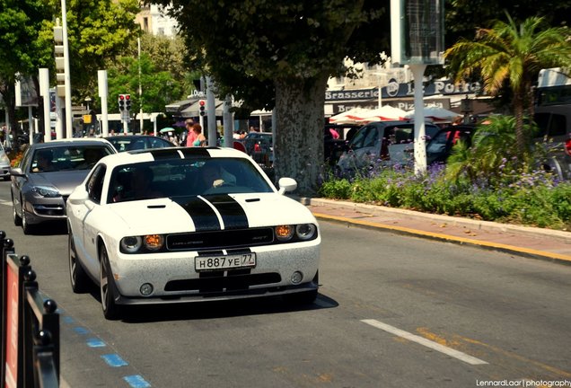 Dodge Challenger SRT-8 392