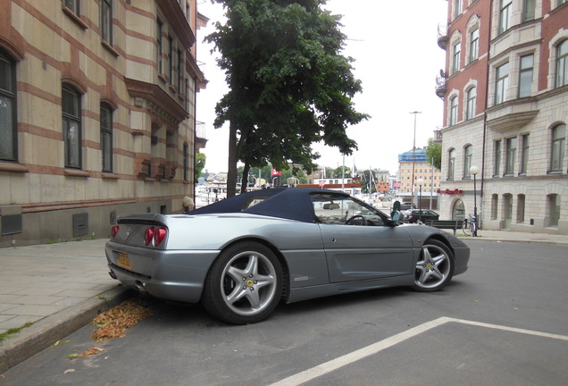 Ferrari F355 Spider