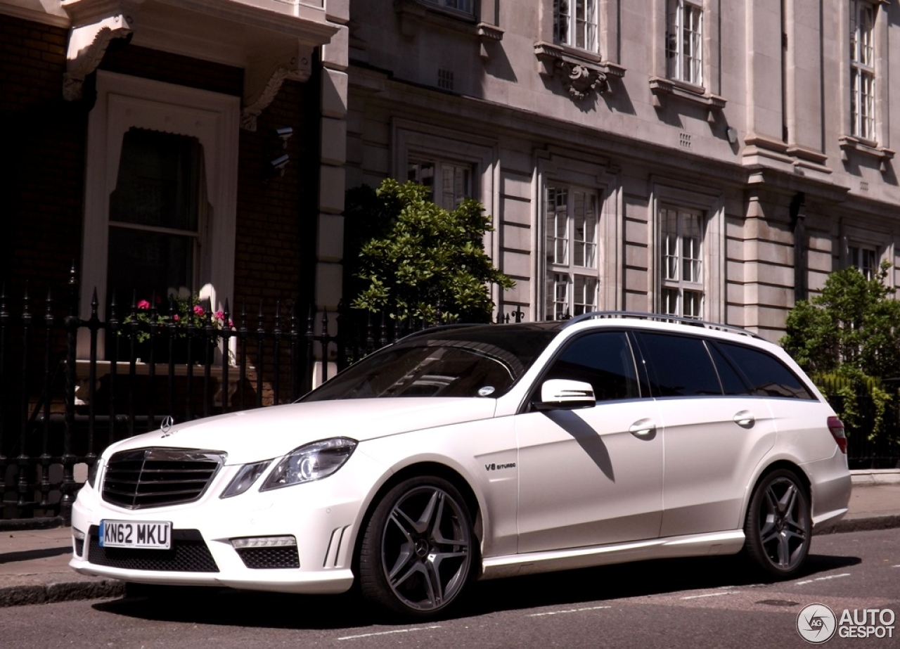 Mercedes-Benz E 63 AMG S212 V8 Biturbo