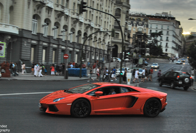 Lamborghini Aventador LP700-4