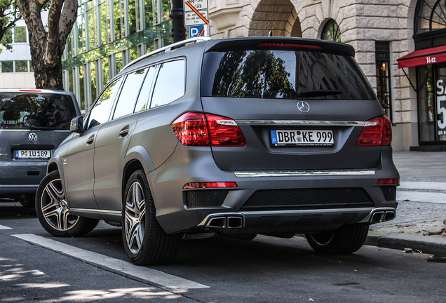 Mercedes-Benz GL 63 AMG X166