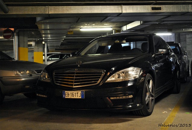 Mercedes-Benz S 63 AMG W221 2010