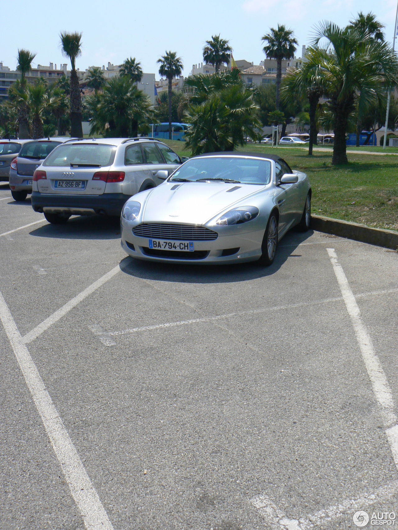 Aston Martin DB9 Volante