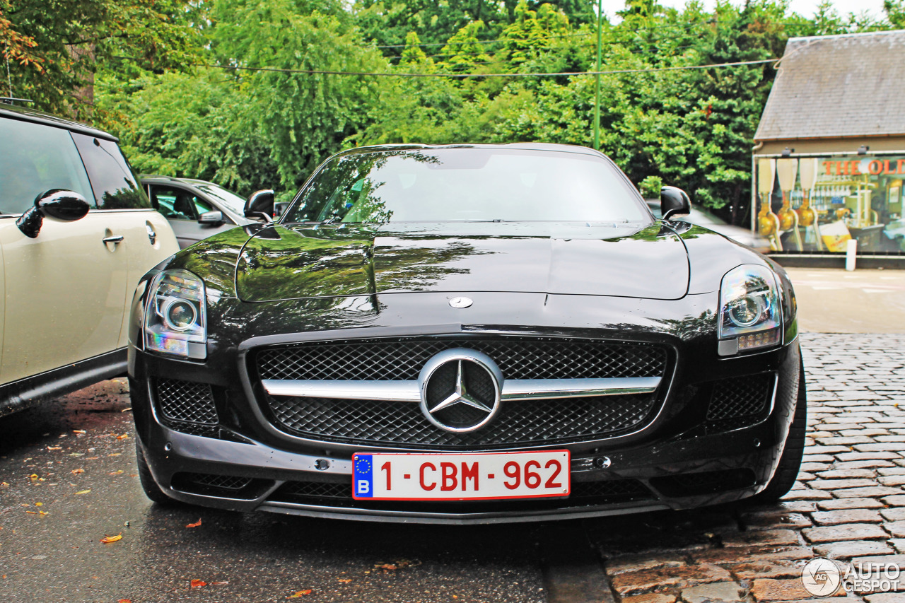 Mercedes-Benz SLS AMG