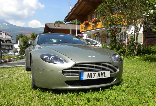 Aston Martin V8 Vantage Roadster