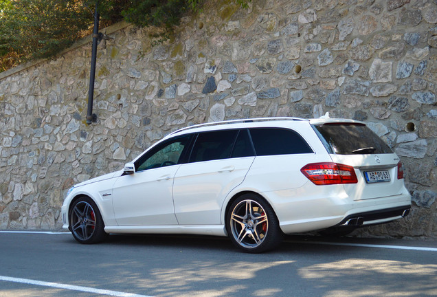 Mercedes-Benz E 63 AMG S212