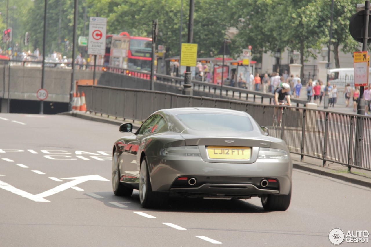 Aston Martin Virage 2011