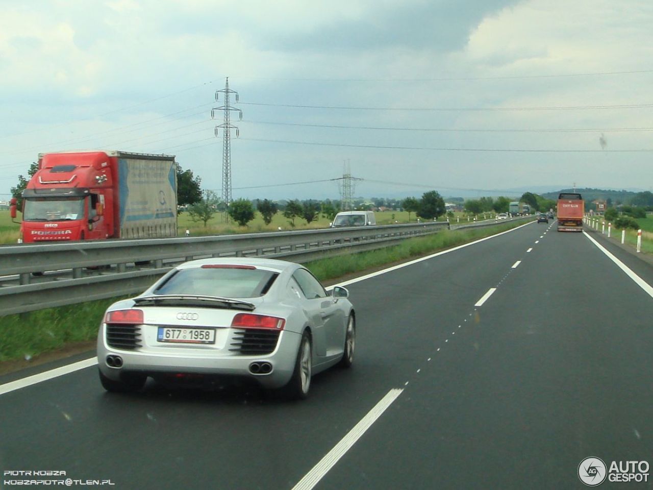 Audi R8