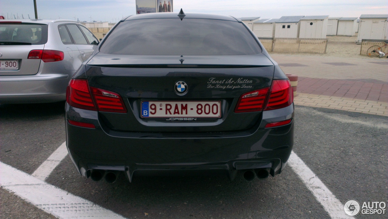 BMW M5 F10 2011