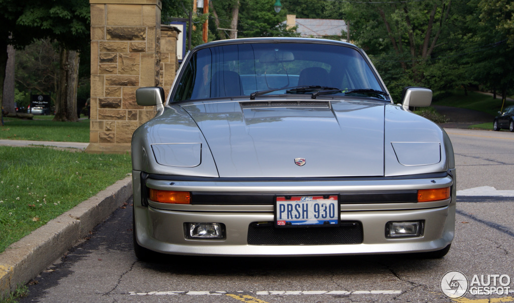 Porsche 930 Turbo Flatnose