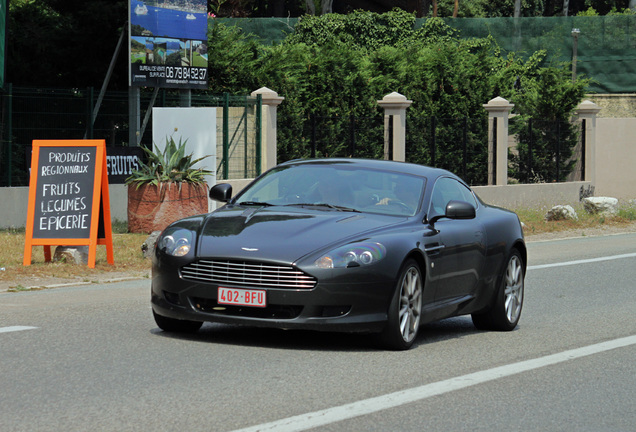 Aston Martin DB9