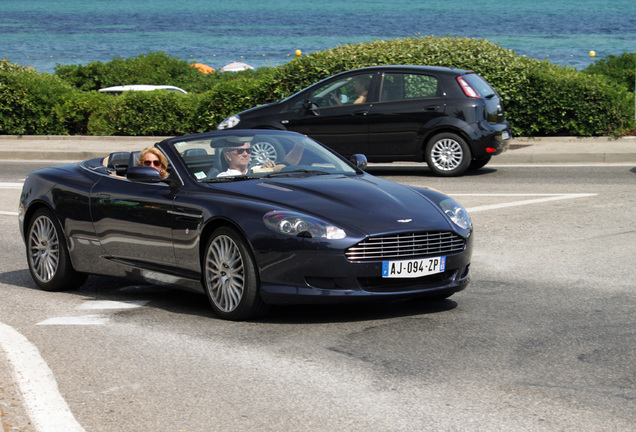 Aston Martin DB9 Volante