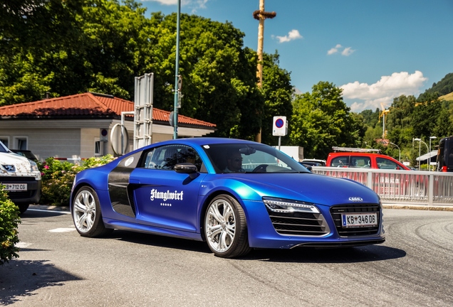 Audi R8 V10 Plus 2013