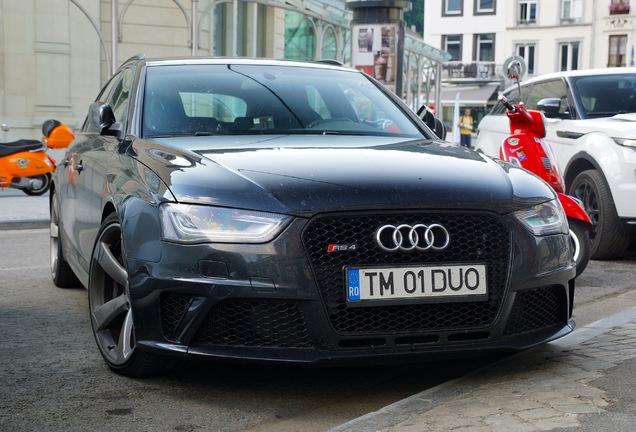 Audi RS4 Avant B8