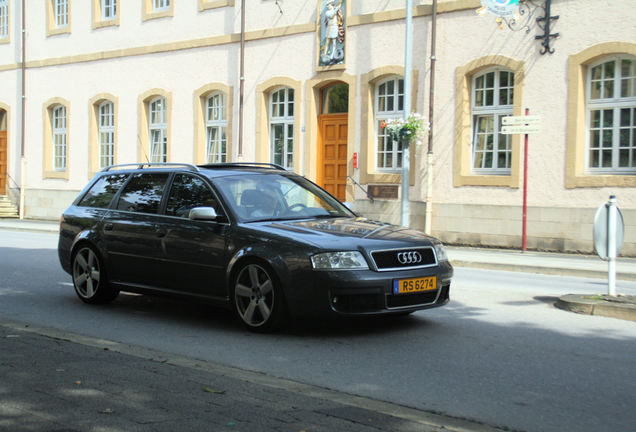 Audi RS6 Avant C5