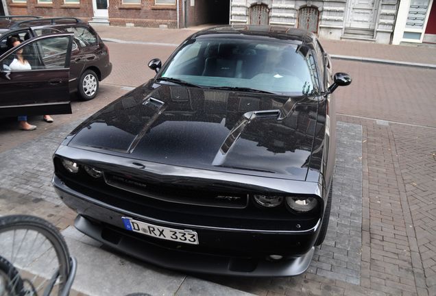 Dodge Challenger SRT-8 392