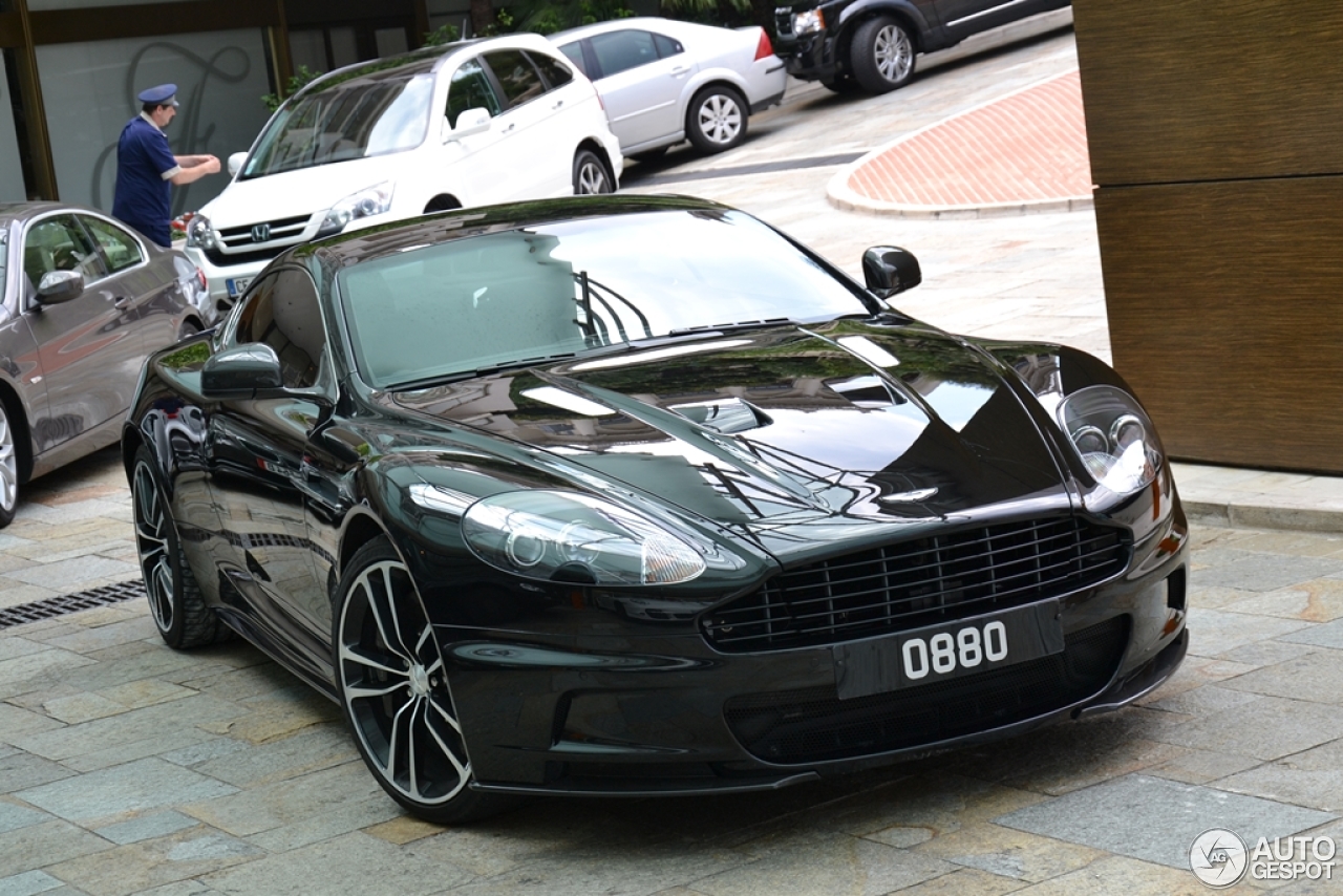 Aston Martin DBS Carbon Black Edition