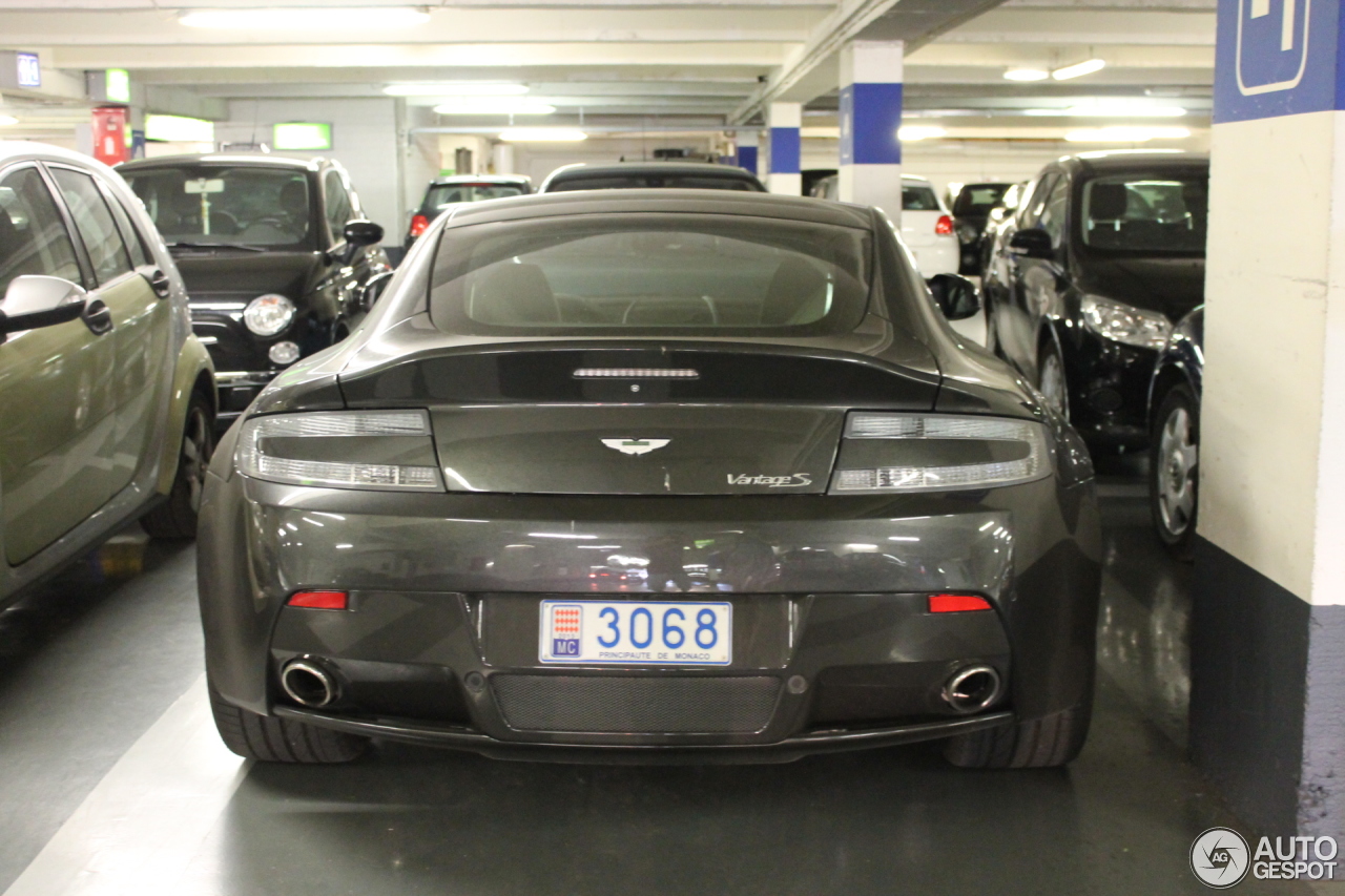 Aston Martin V8 Vantage S