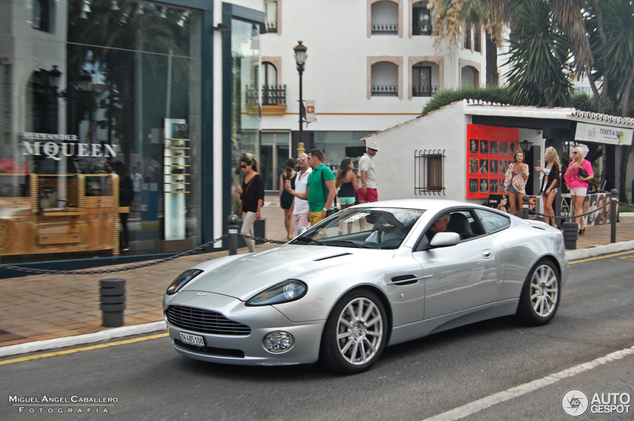 Aston Martin Vanquish S