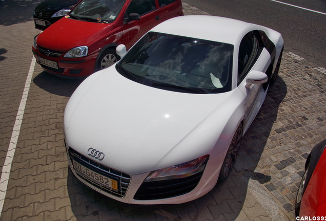 Audi R8 V10