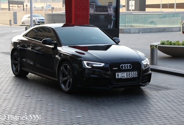 Audi RS5 B8 2012