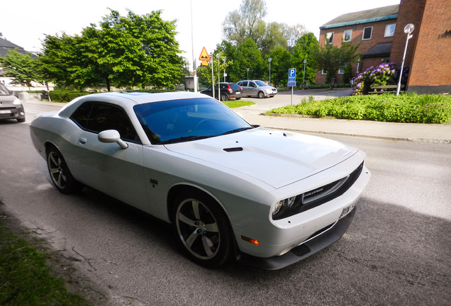 Dodge Challenger SRT-8 392